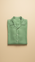 Linen camp shirt in maile green